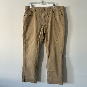 Amazon Essentials Tan Khaki Colored Pants Size 38W x 28L Stretch